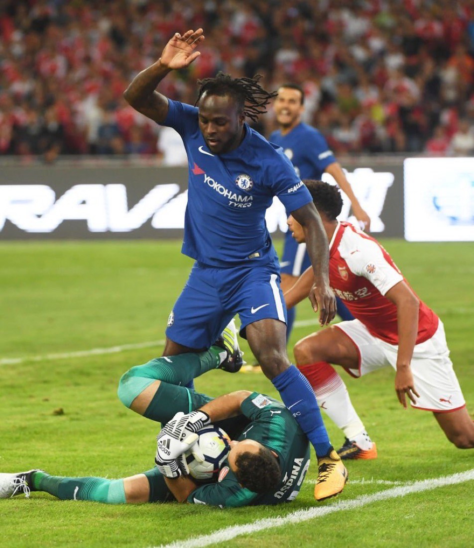 Victor Moses Sparkles As Chelsea Thrash Arsenal 3-0