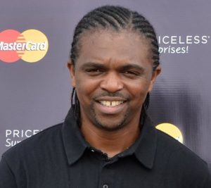 Super Eagles Legend Kanu Robbed In Russia