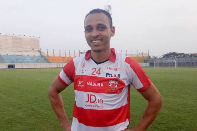 Madura United can win without injured Odemwingie – coach