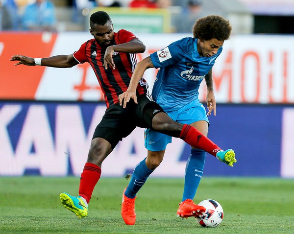 Rohr Line Up Russian-Nigerian Defender Idowu As Replacement For Injured Echiejile