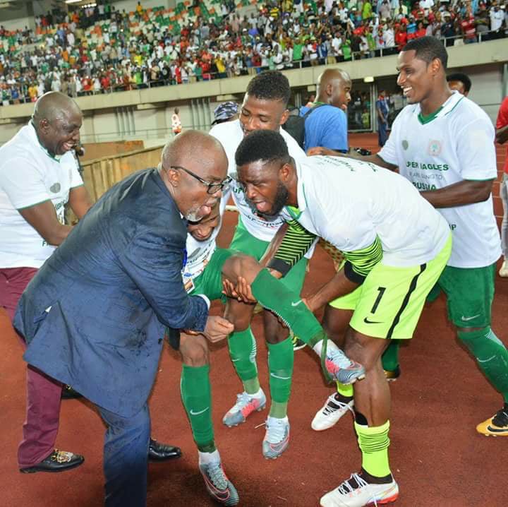 Rohr Warns NFF Against Bonus Row At Russia World Cup 2018