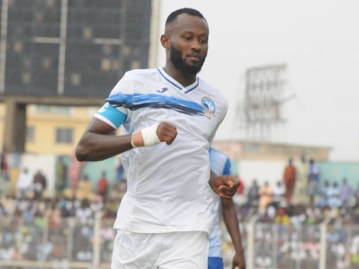 Enyimba striker Mfon Udoh not worried about NPFL record