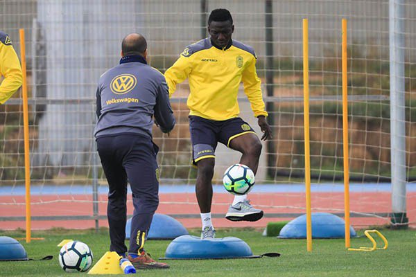 Etebo Back In Las Palmas Training After Injury