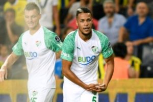 Troost-Ekong Dedicates Bursaspor Goal Vs Fenerbahce To Son