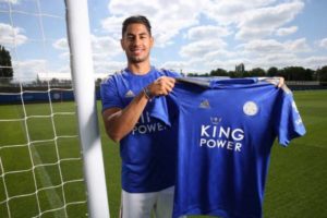 Kelechi Iheanacho spot in danger as Leicester sign new striker