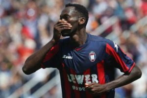 Simeon Nwankwo fires blank in Crotone’s home loss vs Roma