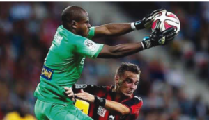 Former Super Eagles Captain Vincent Enyema named One of 4 African greatest keepers by Chelsea goalkeeper