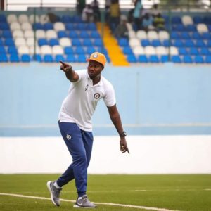 Yemi Olanrewaju resigns as coach role at Vandeezzer FC