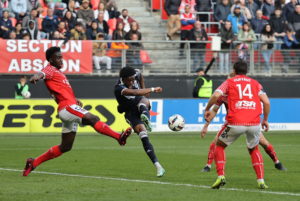 Ligue 2: Josh Maja scores again to help Bordeaux beat Valenciennes