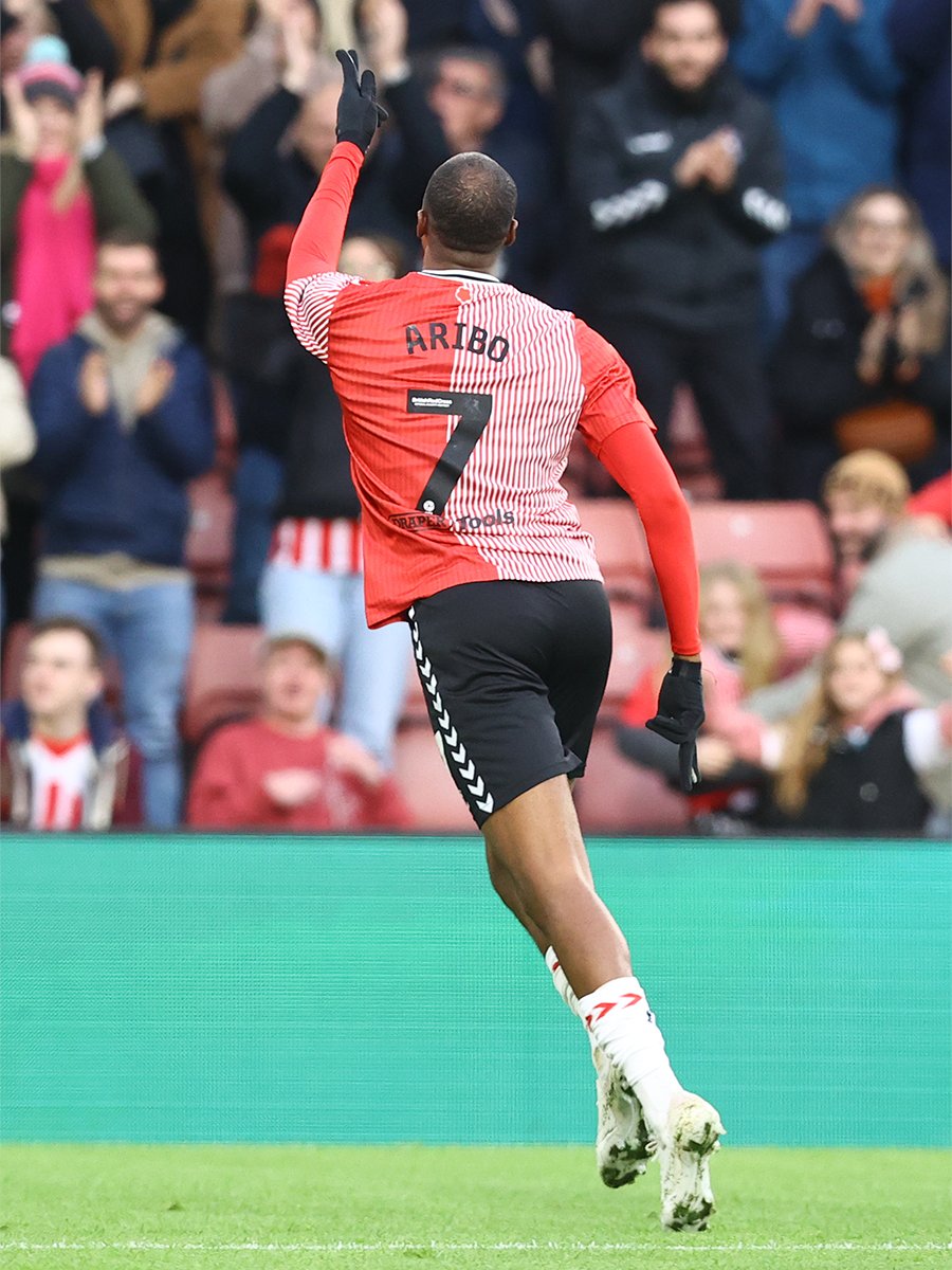 EFL: Joe Aribo scores his first goal of the season as Southampton put 5 pass Swansea