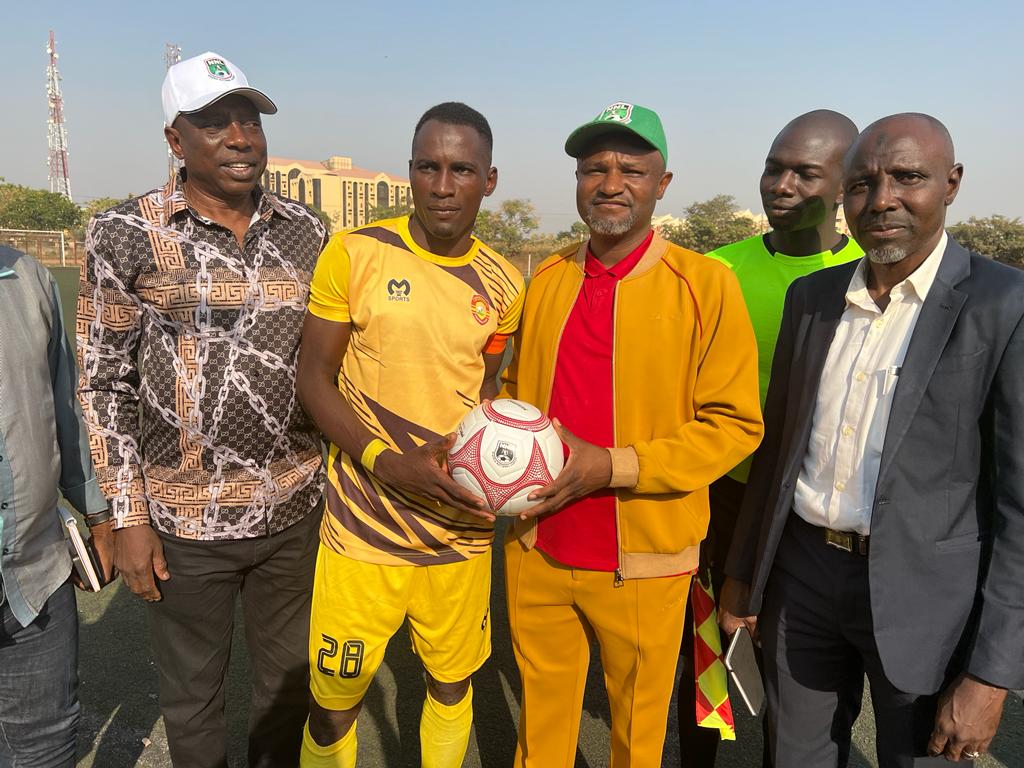 NNL - Emmanuel Attah presents Wikki Tourists, NAF FC new official league ball