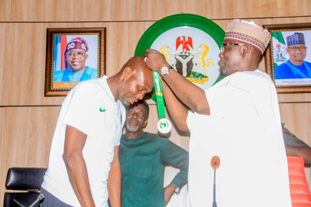 Gov. Sule honors Afcon Silver wining Super Eagles goalkeeper trainer Olatunji Baruwa