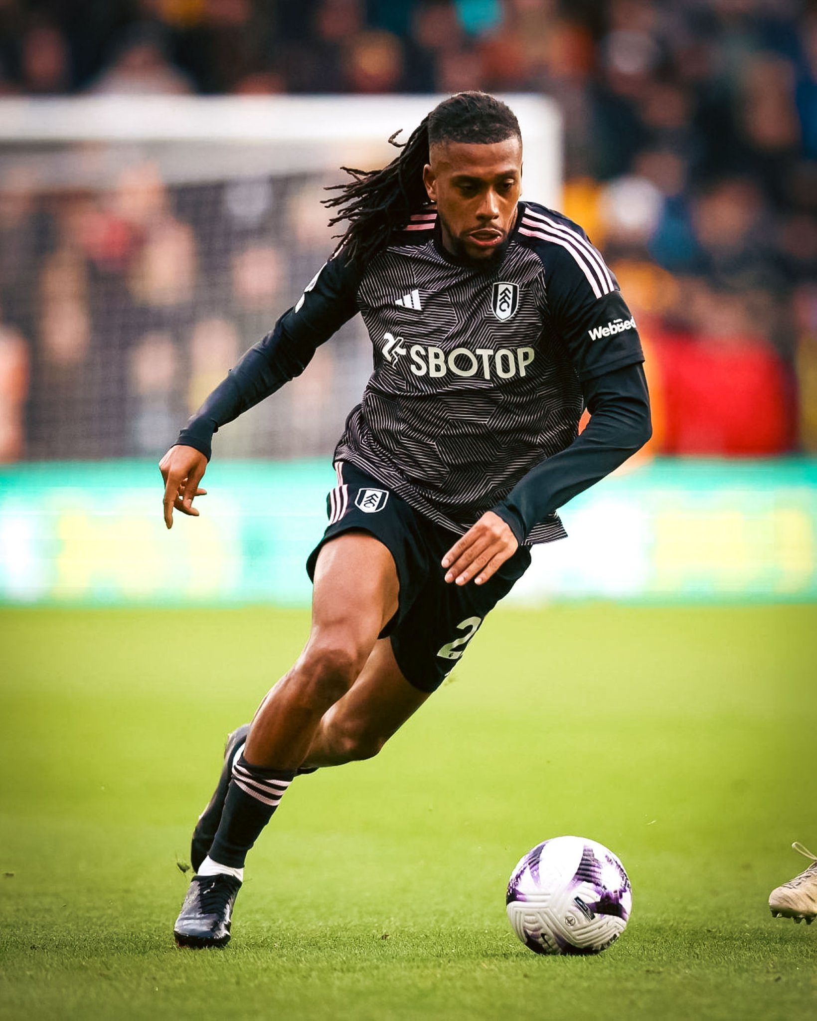 Iwobi's goal fail to rescue Fulham from defeat at Molineux