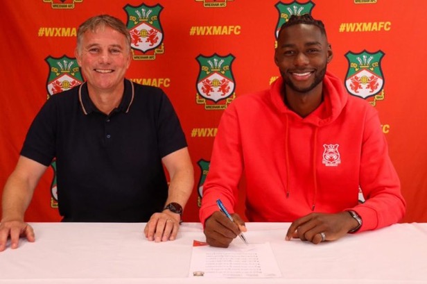 Wrexham sign Okonkwo on three-year deal