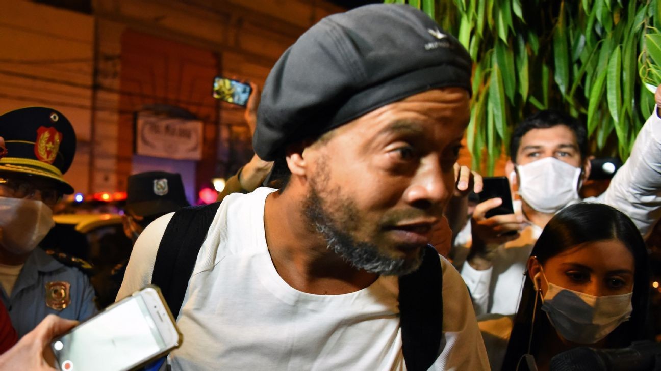 Ronaldinho released from custody after 5 months Ronaldinho released from custody after 5 months