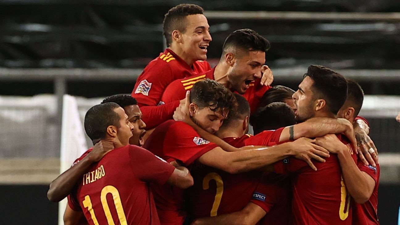 Spain score last-gasp goal to draw with Germany Spain score last-gasp goal to draw with Germany