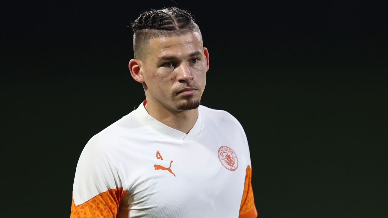 Source: Juventus in talks to sign Man City's Phillips Source: Juventus in talks to sign Man City's Phillips