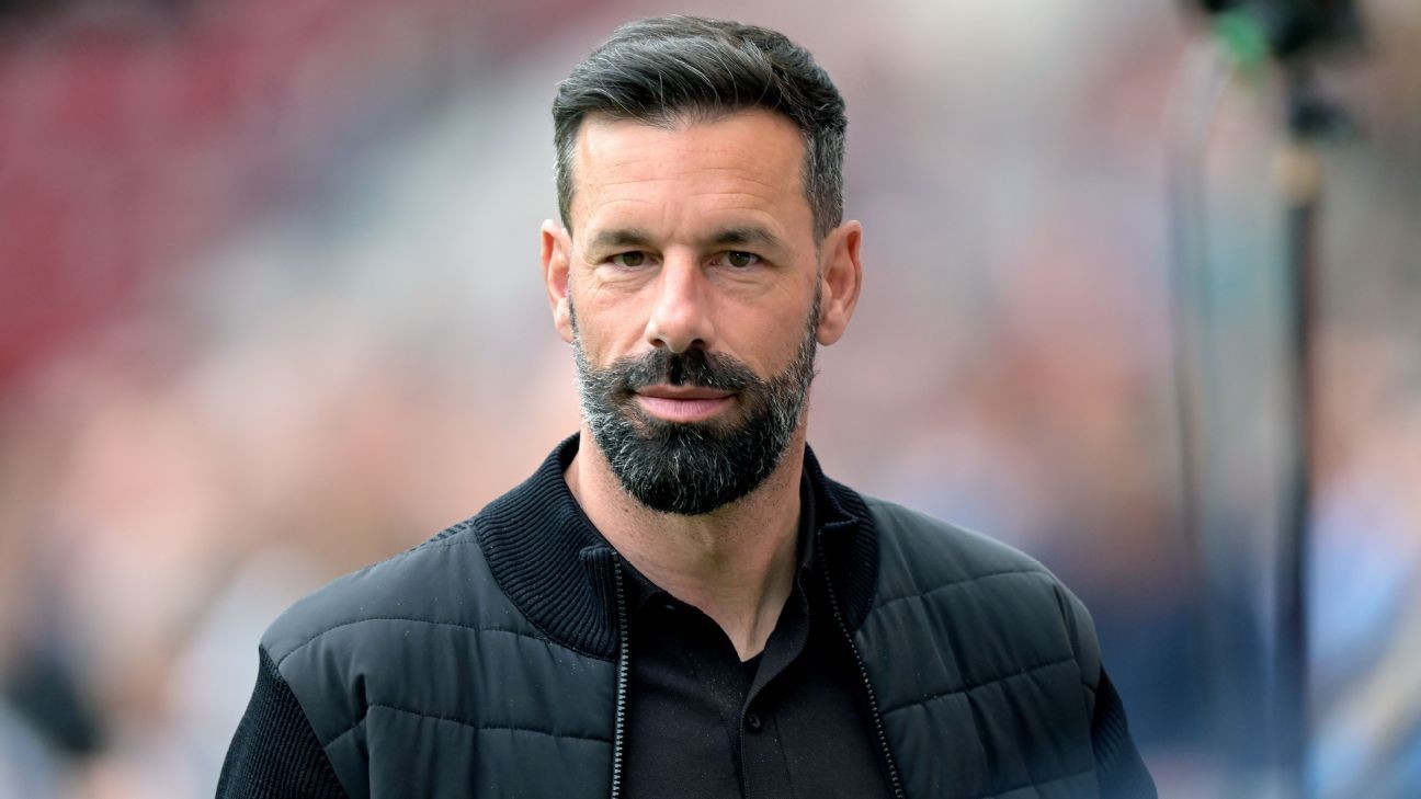 Source: Burnley in talks with Ruud Van Nistelrooy