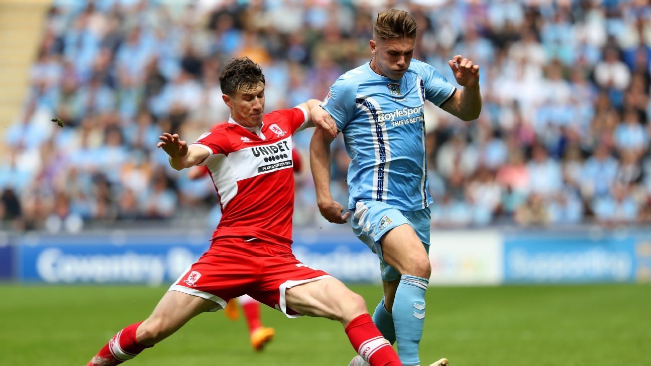 San Diego signs ex-Man United defender McNair San Diego signs ex-Man United defender McNair